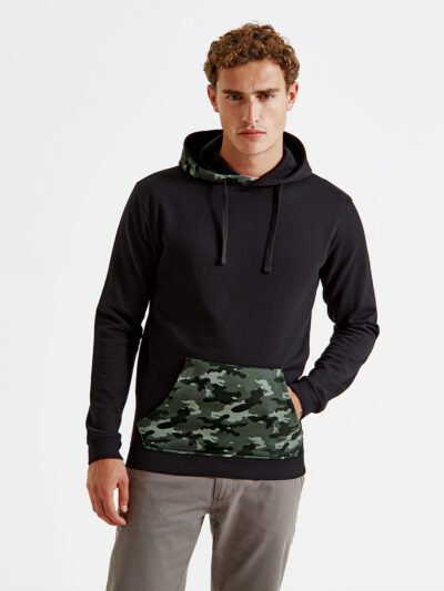 Men's camo trimmed hoodie