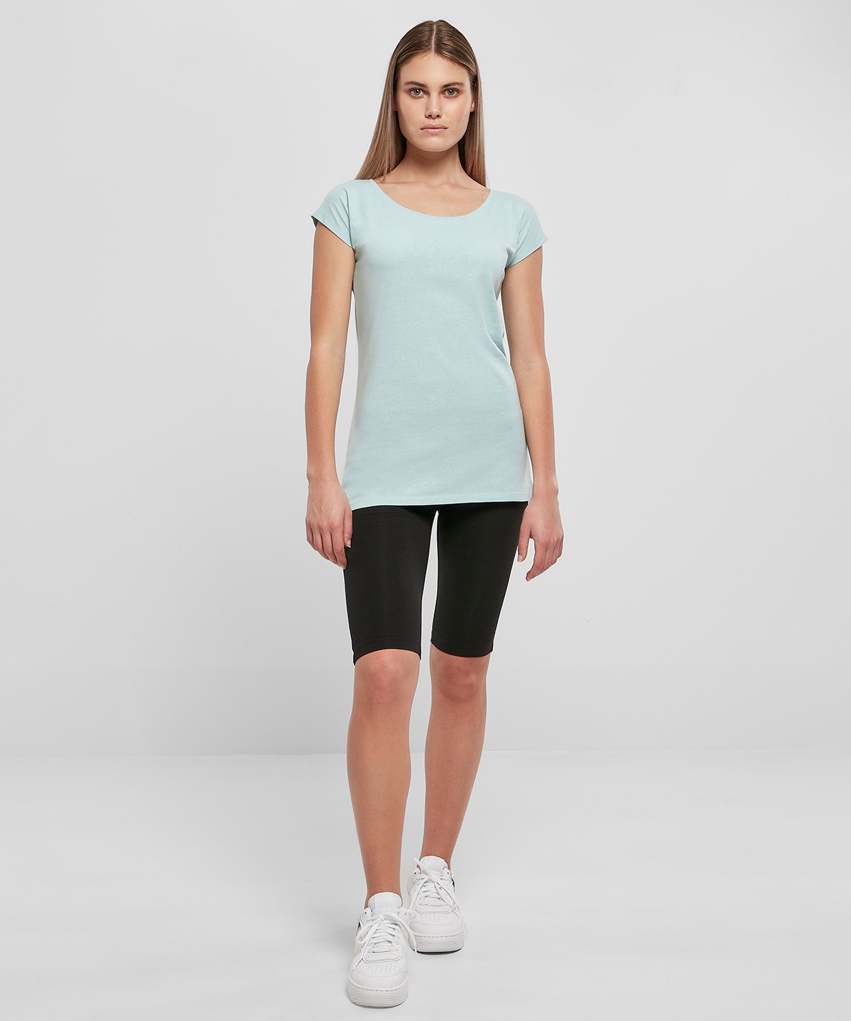 Women's wide neck tee