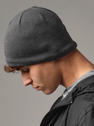 Water-repellent active beanie