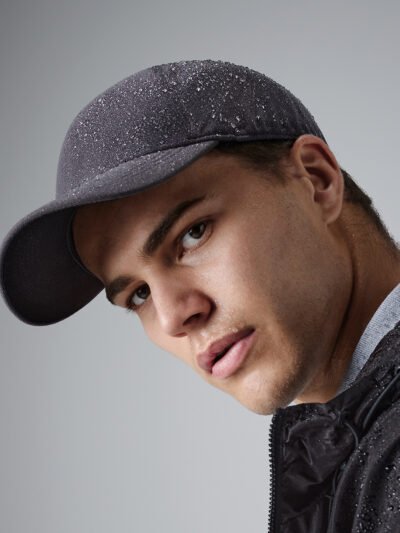 Seamless waterproof cap