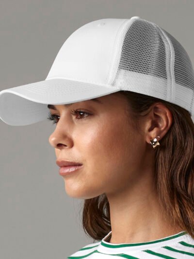 Recycled urbanwear 6-panel snapback trucker