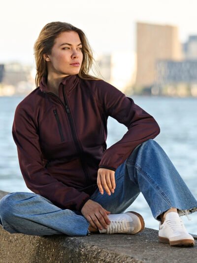 Women’s stretch fleece (9101)